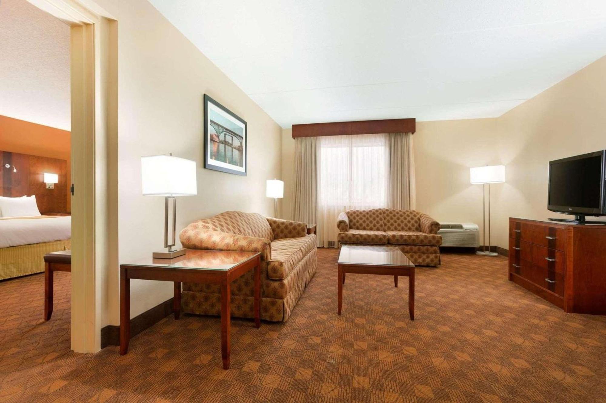Radisson Akron-Fairlawn Copley Montrose Exteriér fotografie